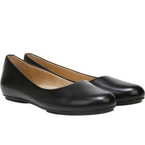 Naturalizer Black Leather Ballet Flats Women Size 7 Wide Slip Resistant Comfort